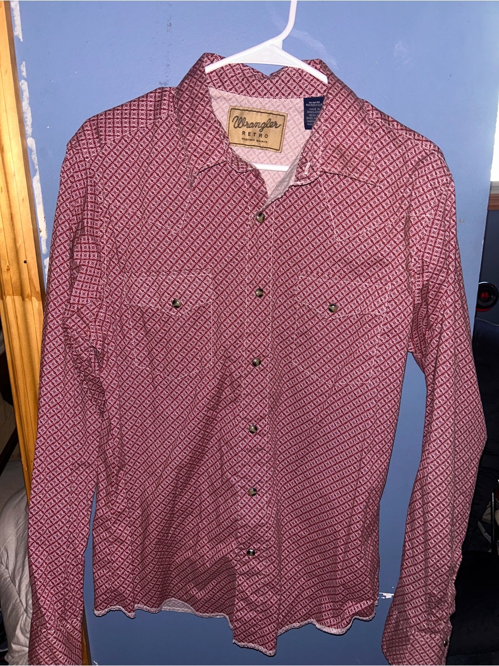 Wrangler Retro Men's Pink Geometric Button-Down Shirt